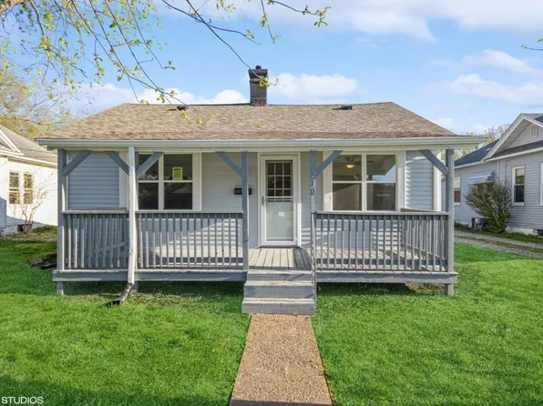 210 W Central Ave, Benld, IL 62009