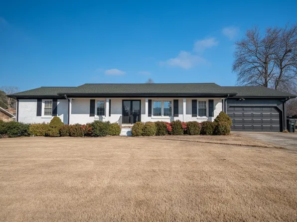 323 Wright Dr, Florence, AL 35633