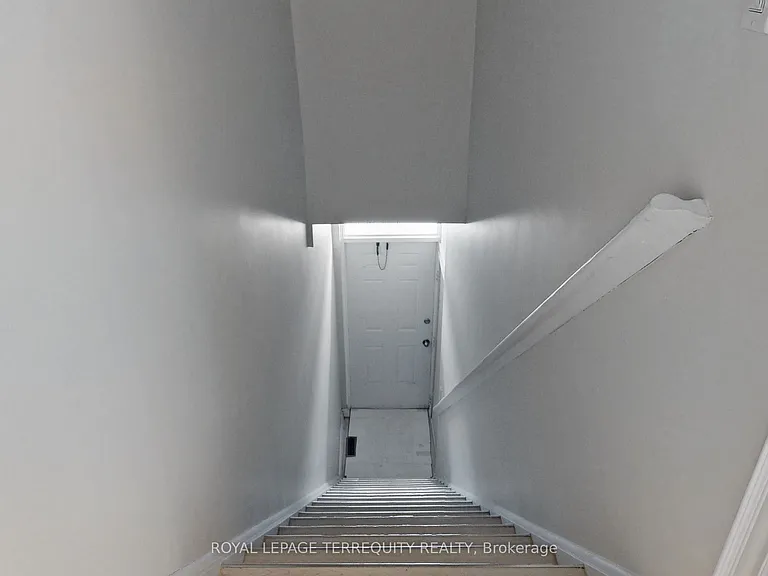 690 Wilson Ave #A — Photo 14