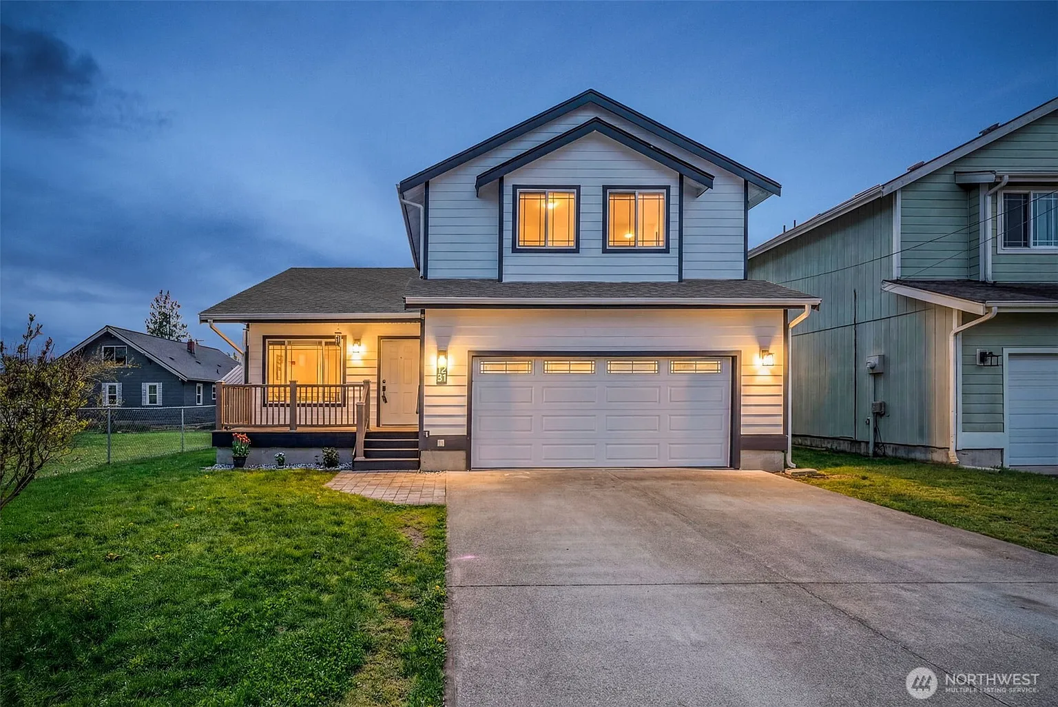 1231 SW Elzina Street photo 1