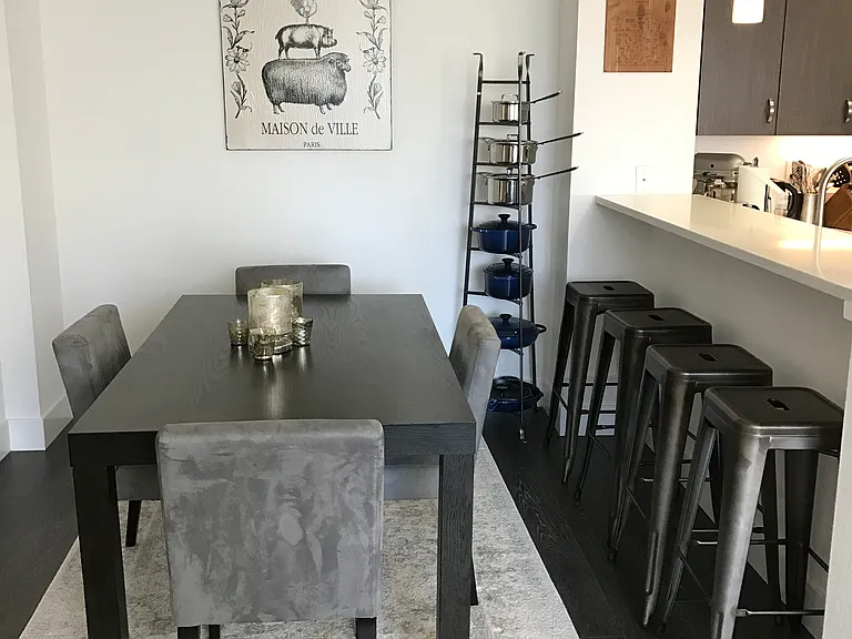 Pacific Terrace — Photo 35