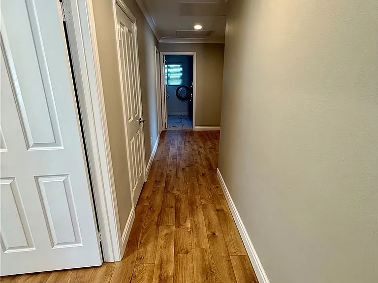 7 Hawk — Photo 25