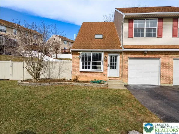 2627 Tamlynn Ct, Easton, PA 18045