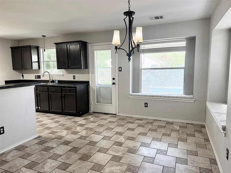 11715 Raymond C Ewry Ln — Photo 18
