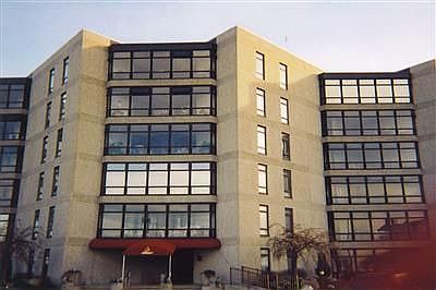 1st image of 711 W Lakeshore Dr APT 207