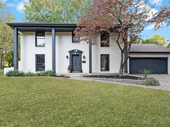 7404 Crisp Ave, Raytown, MO 64133