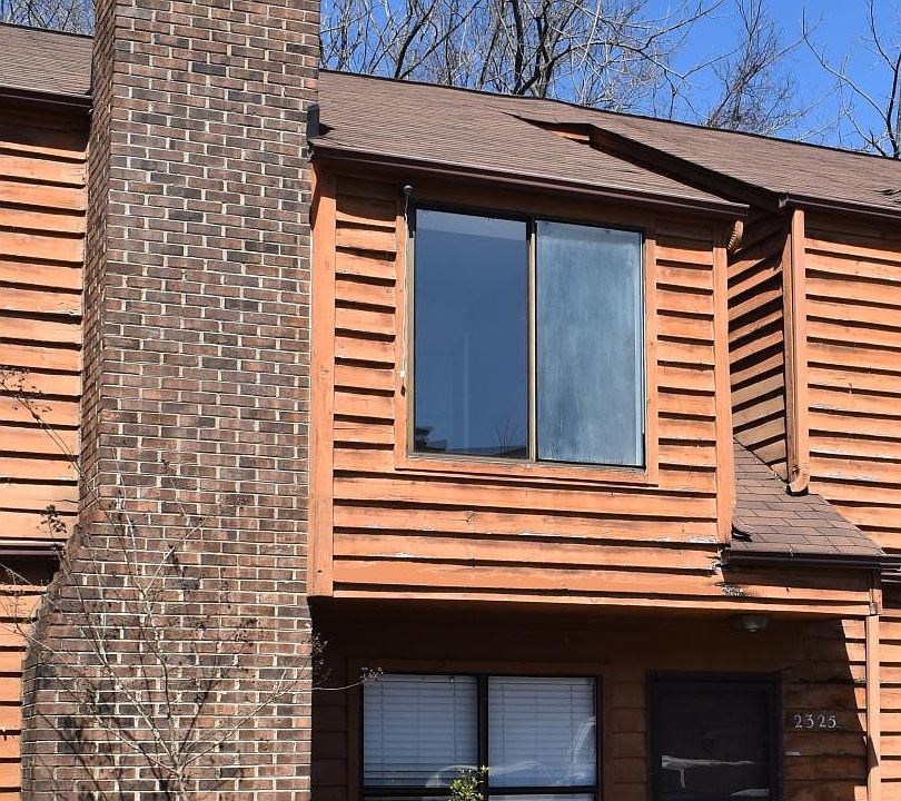 1st image of 2325 Brookview Ct