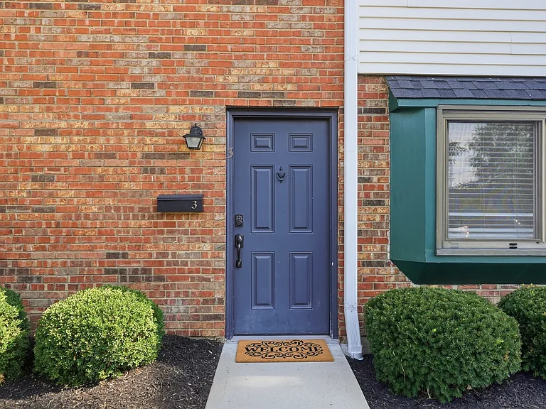 7752 Montgomery Rd #3 — Photo 4