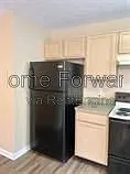 3 bed, 3.5 bath, 1800 sqft, $1,575 — Photo 3