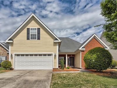 9009 Socata Way, Charlotte, NC, 28269