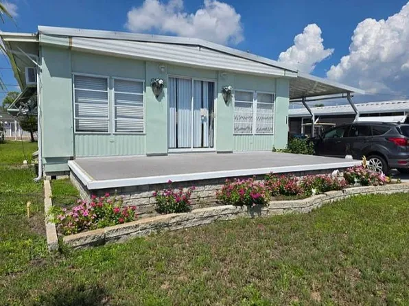 10416 1st St N, St Petersburg, FL 33716