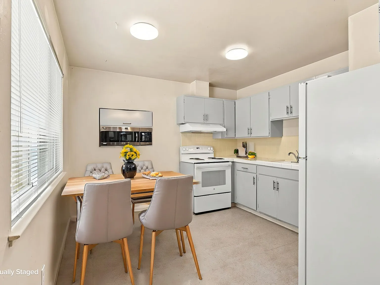2 bed, 750 sqft, $2,095 — Photo 3