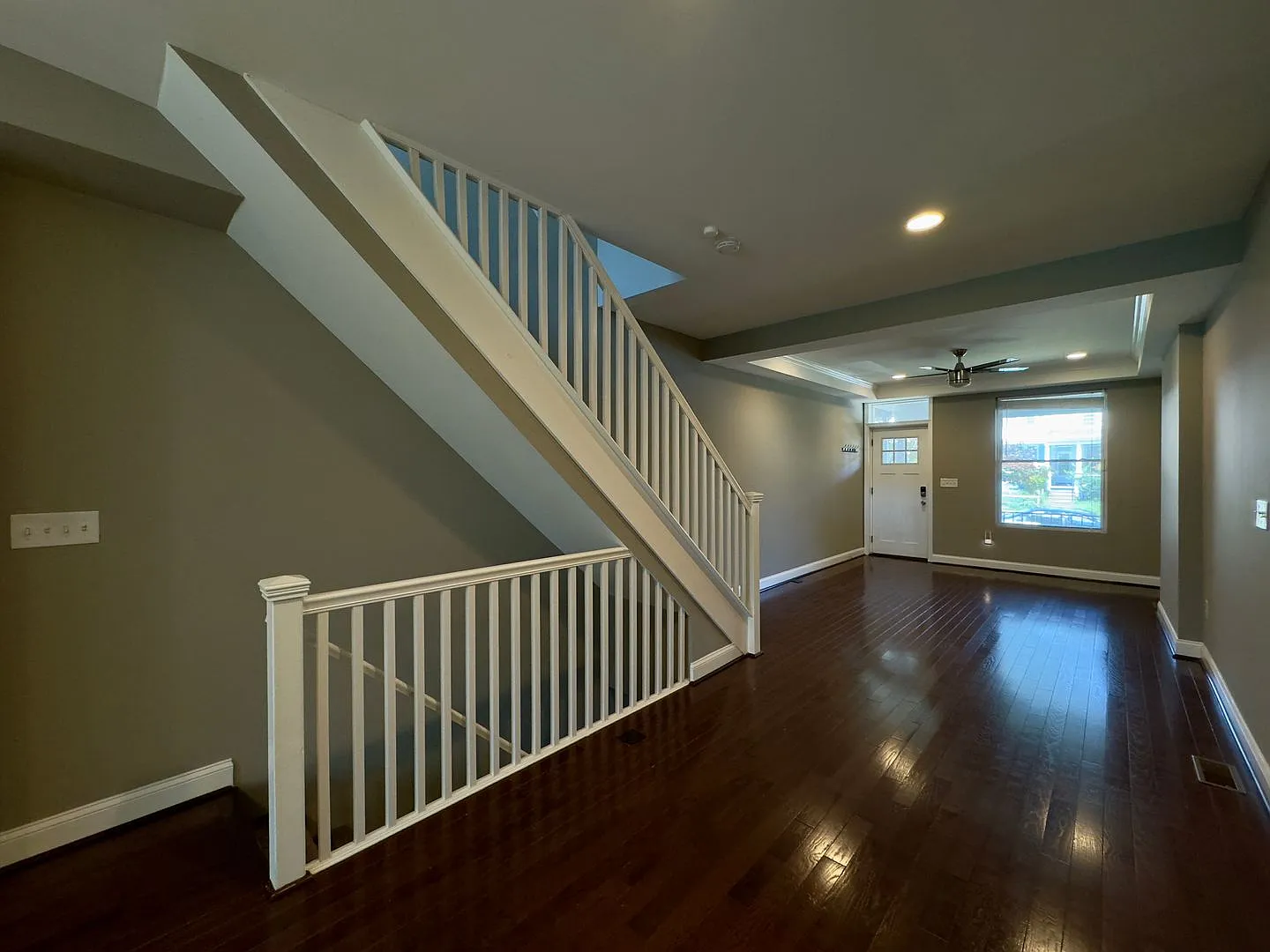 Charming 3 Bedroom/3 Bathroom Townhome with Den in Hampden, MD! — Photo 4