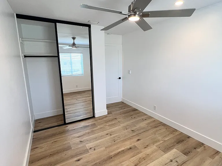 8731 La Salle St #3 — Photo 10