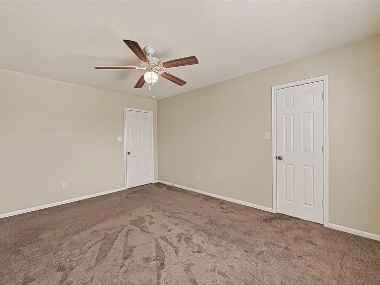 20702 Iron Timber Ln — Photo 33