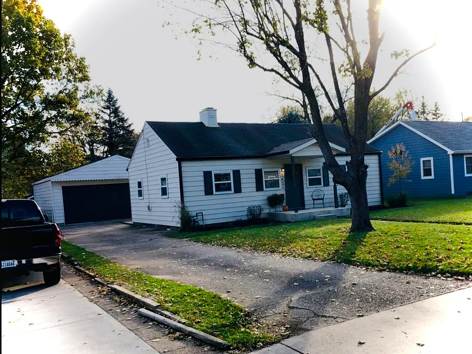1431 Lincoln Dr
