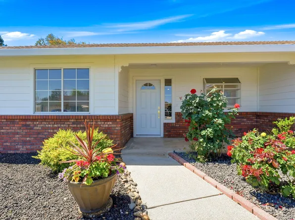 4338 Blazingwood Dr, Redding, CA 96001