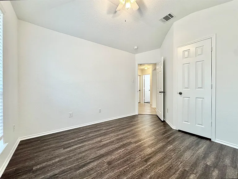 1015 Aiken Dr — Photo 30