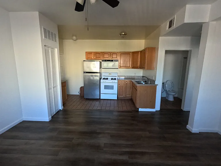 11336 Martha St #4 — Photo 3