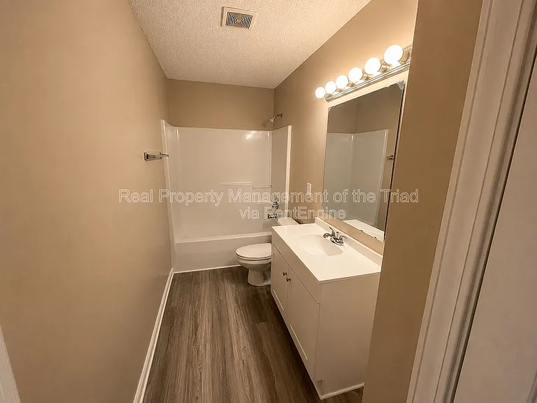 7 Loblolly Ct — Photo 9