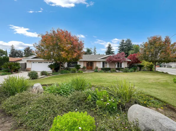 2113 E Paradise Avenue, Visalia, CA 93292