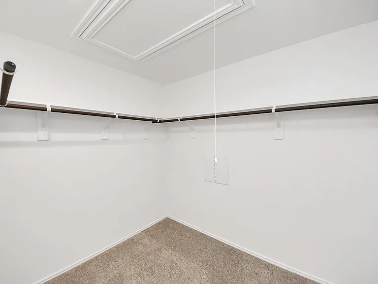 4206 Zeke Estates Ln — Photo 11