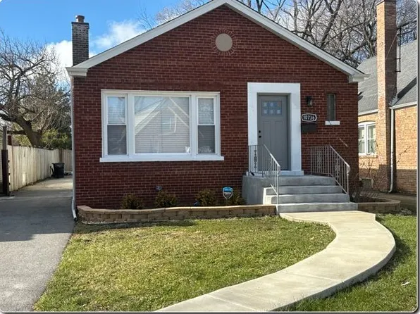 10736 S Sangamon St, Chicago, IL 60643