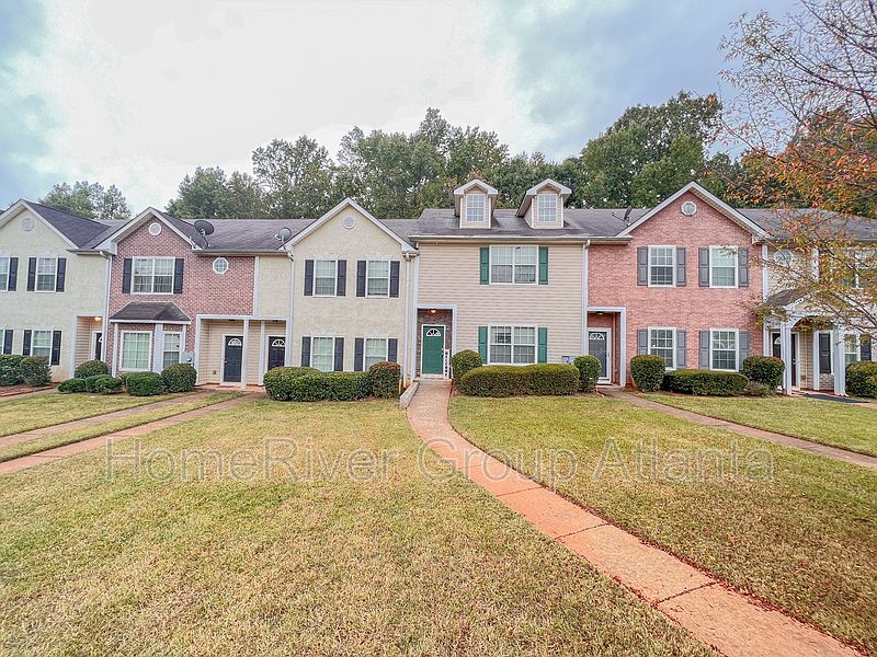 2nd image of 7659 Commerce Ct