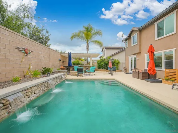 27452 Pinyon St, Murrieta, CA 92562