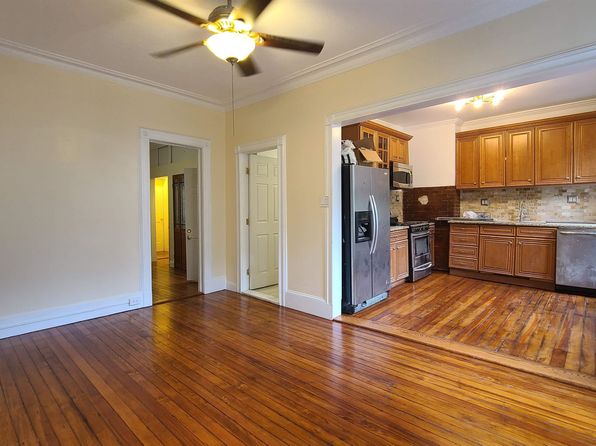 476 Gregory Ave APT 2