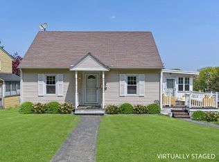 29 Lindell Ave, Leominster, MA 01453