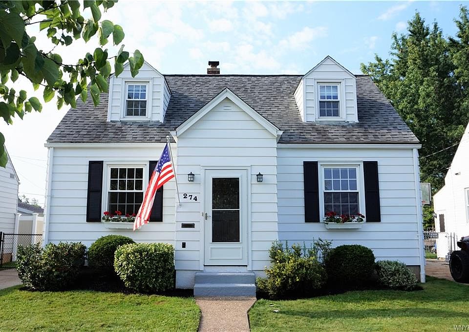 1st image of 274 Chelsea St