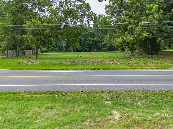 2nd image of 3022 S Highway 161