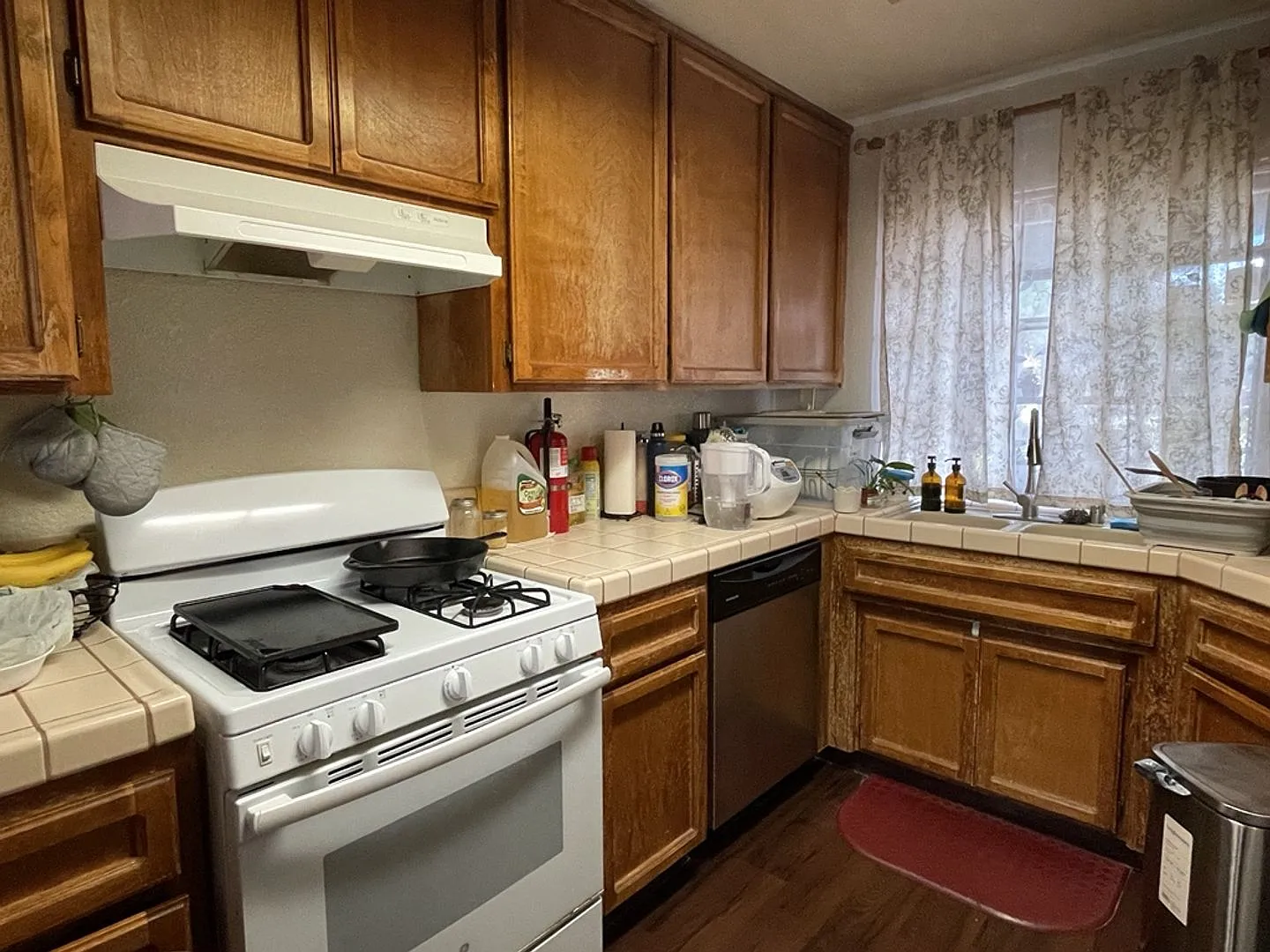 2 Bedroom 1.5 Bath Home in South Davis — Photo 3