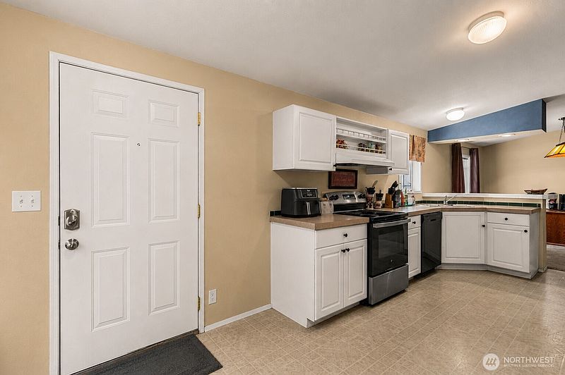 5th image of 24608 Spur Street