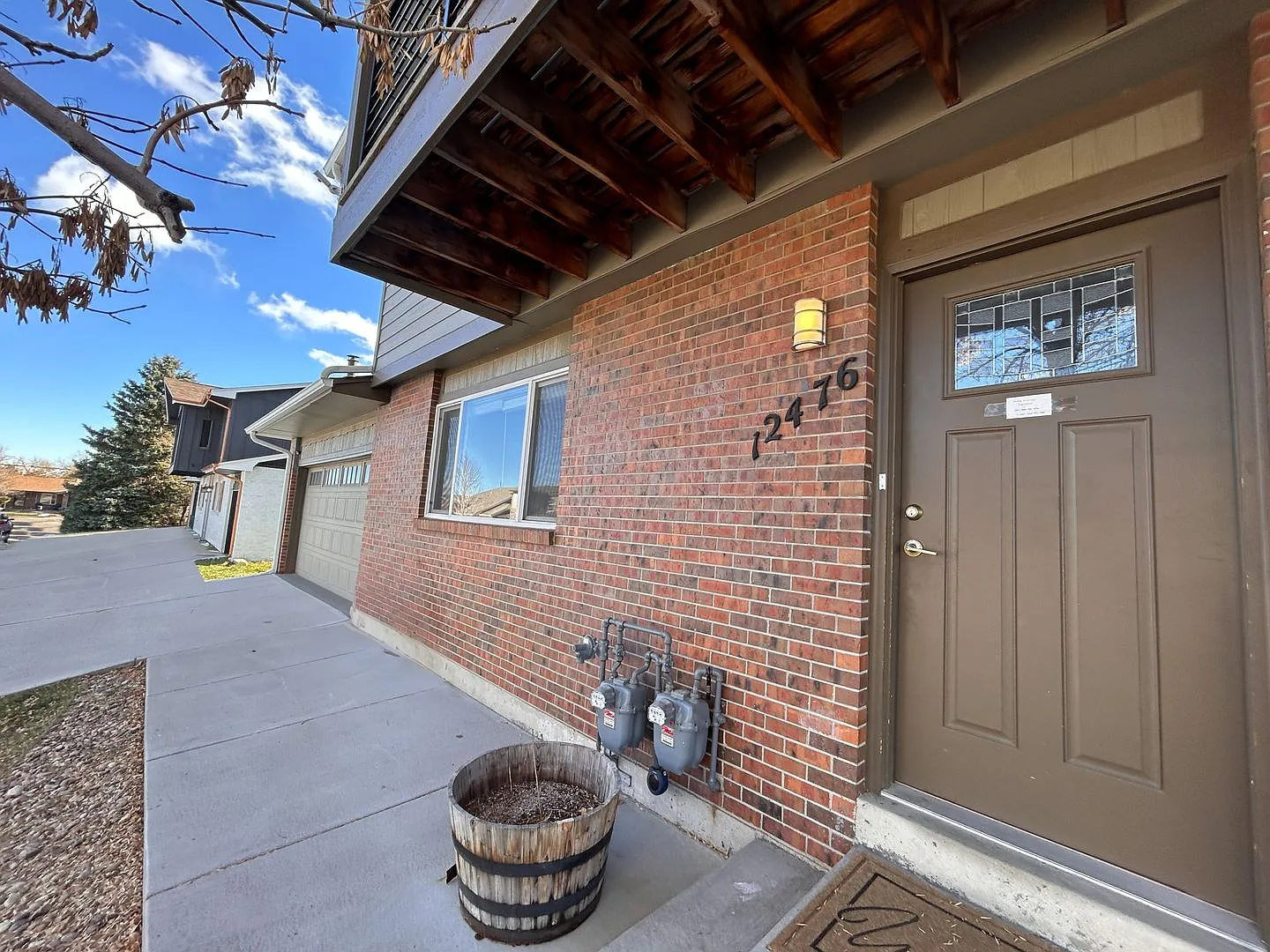 $0 Deposit Options. Spacious 4-Bedroom, 3.5-Bath Duplex Off 6th Ave Freeway, Minutes From Colorad... — Photo 2