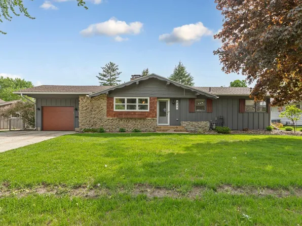 825 South St, Owatonna, MN 55060