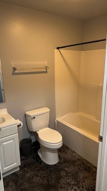 1st image of 144 Wood St #2