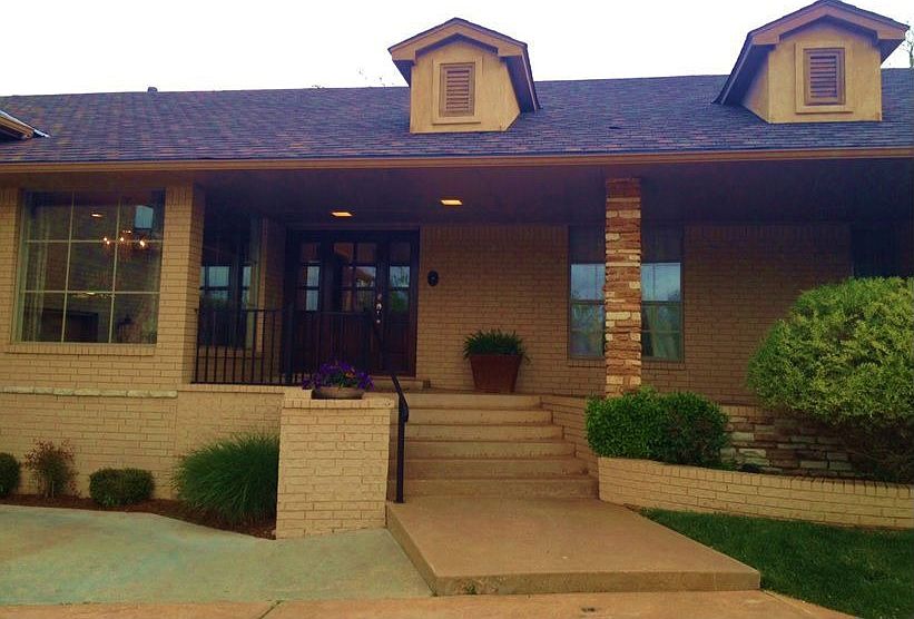2nd image of 3305 Robin Ridge Rd