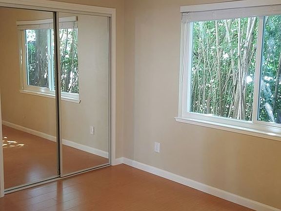 3rd image of 470 Del Medio Ave APT 02