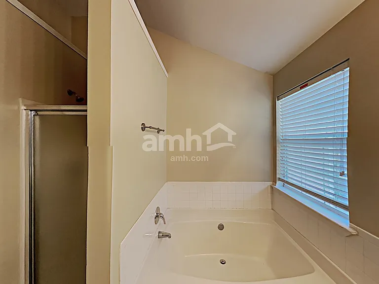 119 Hidden Creek Dr — Photo 12