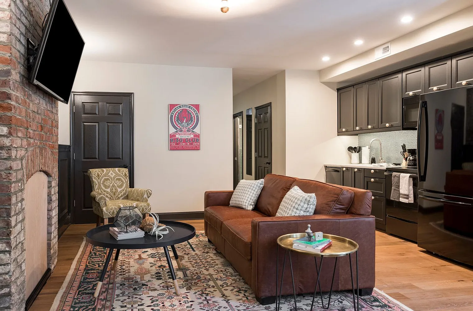 1 bed, 1.0 bath, 7459 sqft, $3,691 — Photo 3
