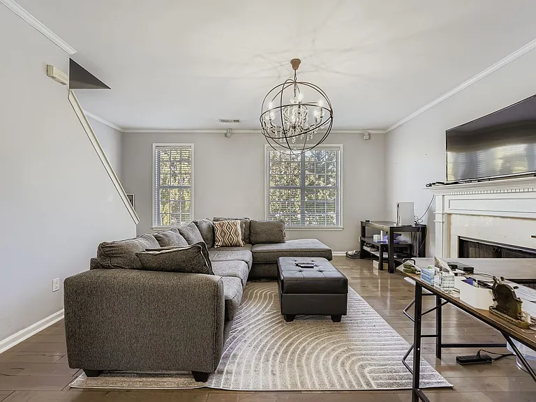 3230 Tucker Pointe Dr — Photo 3