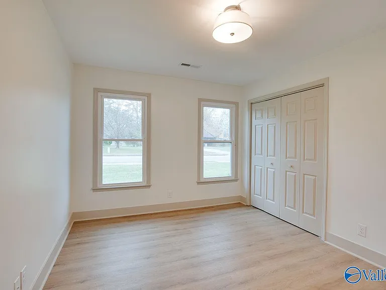 2042 Rosebury Ln SW — Photo 32