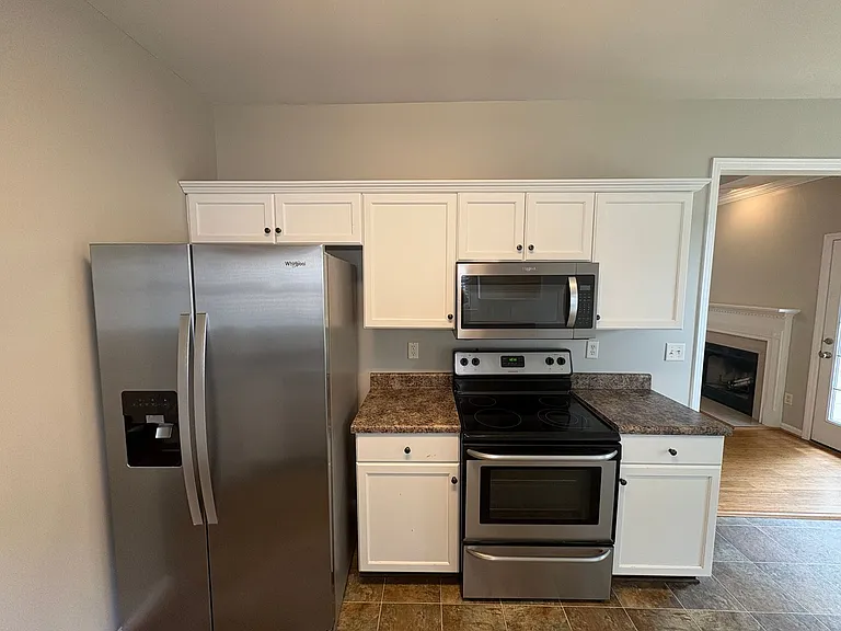 2131 Spaulding Pl — Photo 9