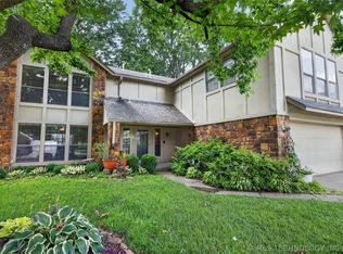 8712 S 77th Pl E, Tulsa, OK 74133