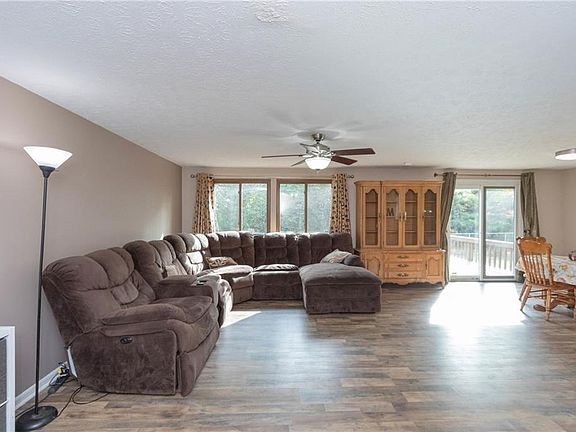3rd image of 8211 Autumn Mill Ln