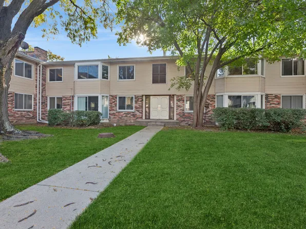 3108 Roberts Dr APT 5, Woodridge, IL 60517