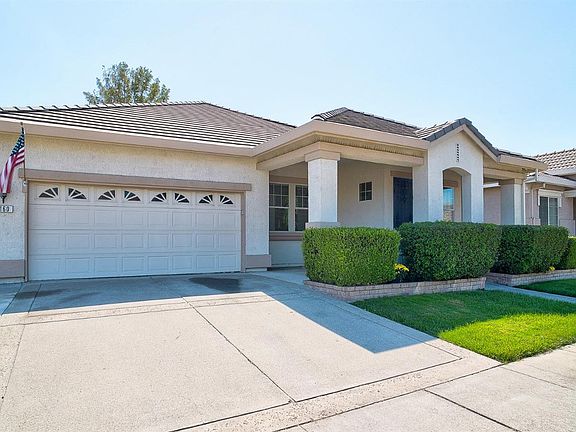 2nd image of 160 Cafaro Cir