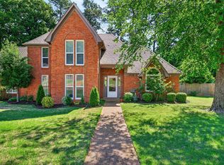 1028 Winleaf Dr, Collierville, TN 38017